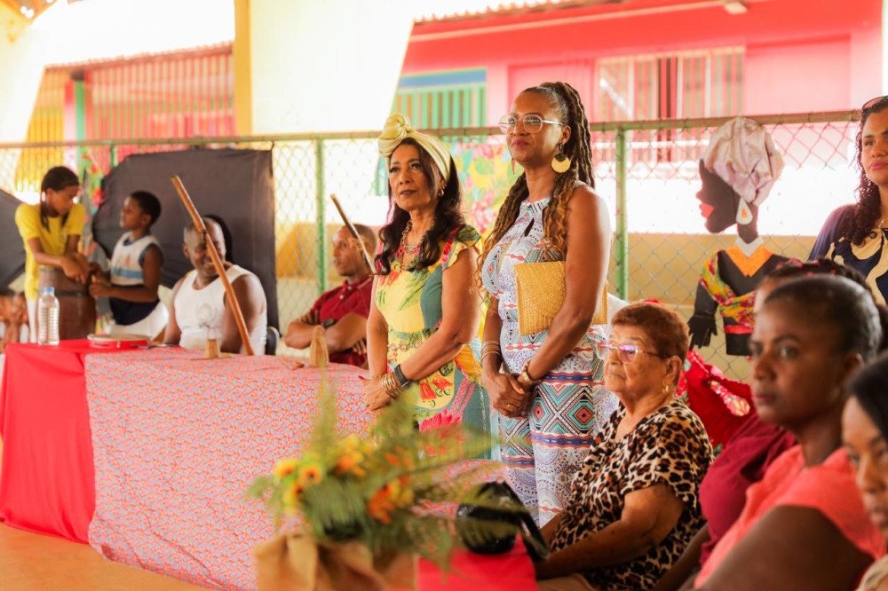Candeias: “Julho das Pretas” reúne estudantes para celebrar protagonismo das mulheres negras