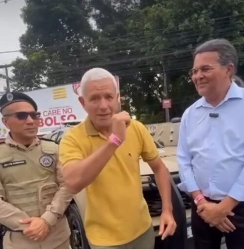 Governador entrega duas novas viaturas para reforçar segurança em Catu