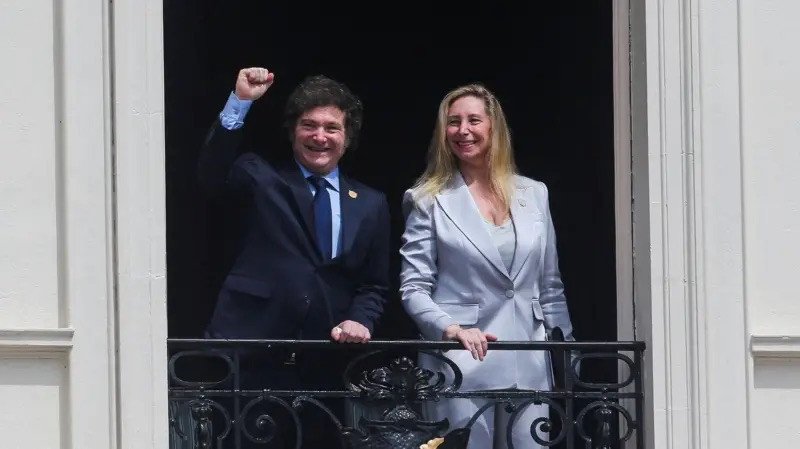 Em áudio, irmã de Milei é acusada de cobrar propina de farmacêuticas