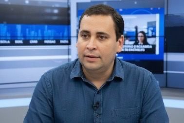 ”Casamento de ACM Neto com Bolsonaro vai da urna à prisão” afirma Éden