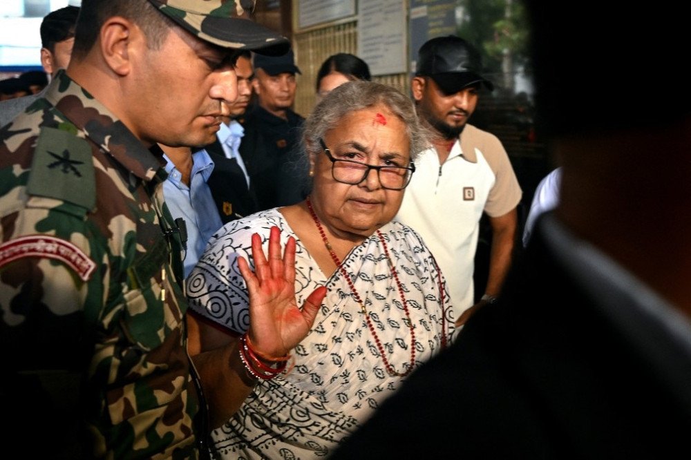 Nova primeira-ministra interina do Nepal foi escolhida após votação informal no Discord