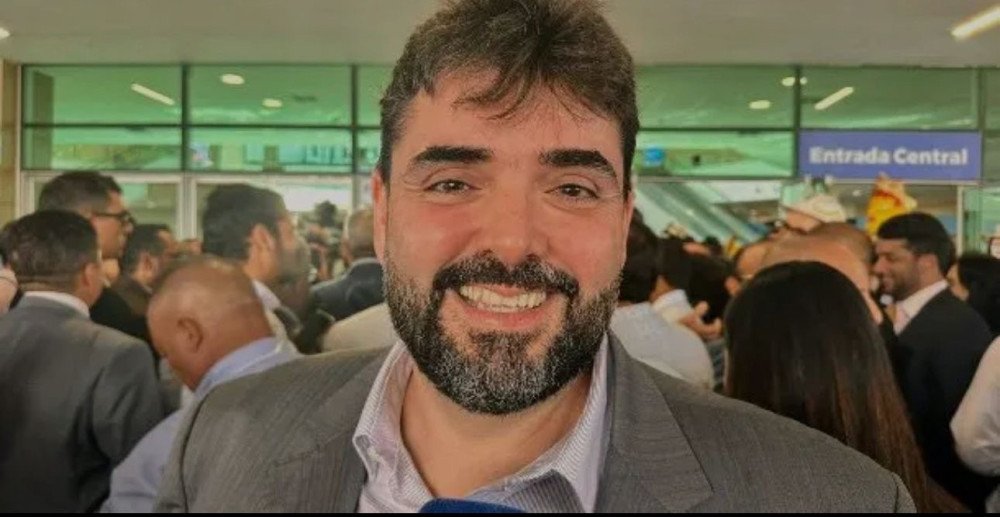 Para Adolpho Loyola, definição da majoritária só será ano que vem