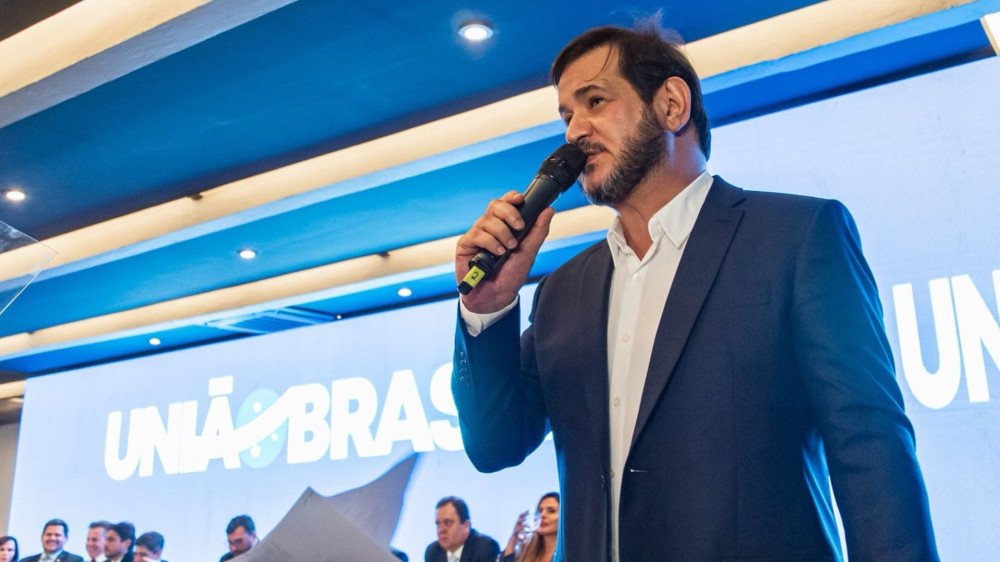 Presidente do União Brasil é investigado pela PF em operação contra infiltração do PCC