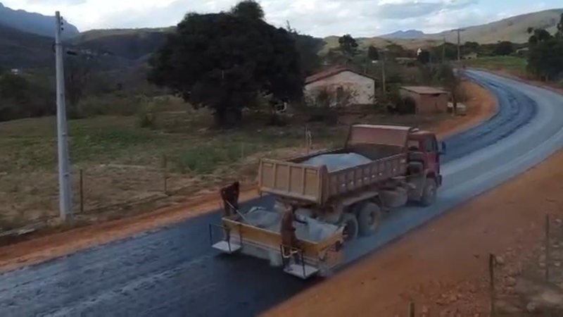 Obra em Catolés avança e desmente ataques de ACM Neto