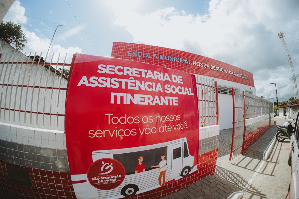 Prefeitura leva serviços à população, através da Secretaria de Assistência Social Itinerante