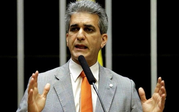 Deputado diz que ações de marketing não apagam a péssima gestão de ACM Neto na saúde