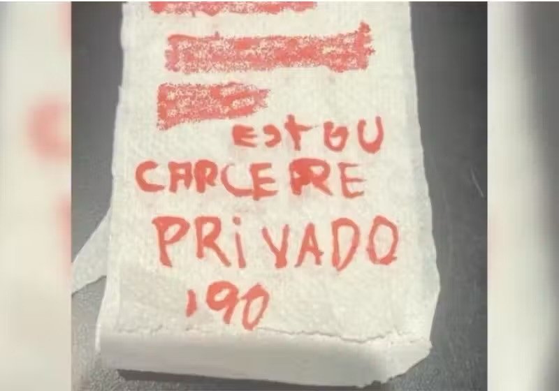 Funcionário encontra bilhete de socorro no papel higiênico e salva mulher agredida; “cárcere privado”