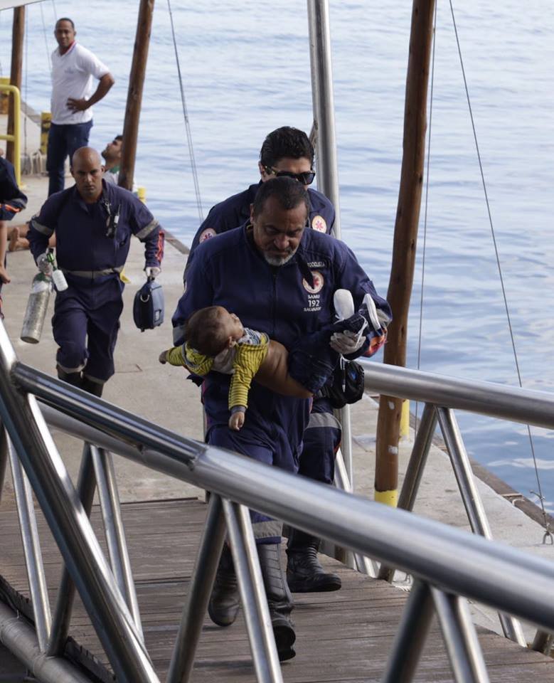 Marinha Confirma a morte do bebê resgatado em naufrágil