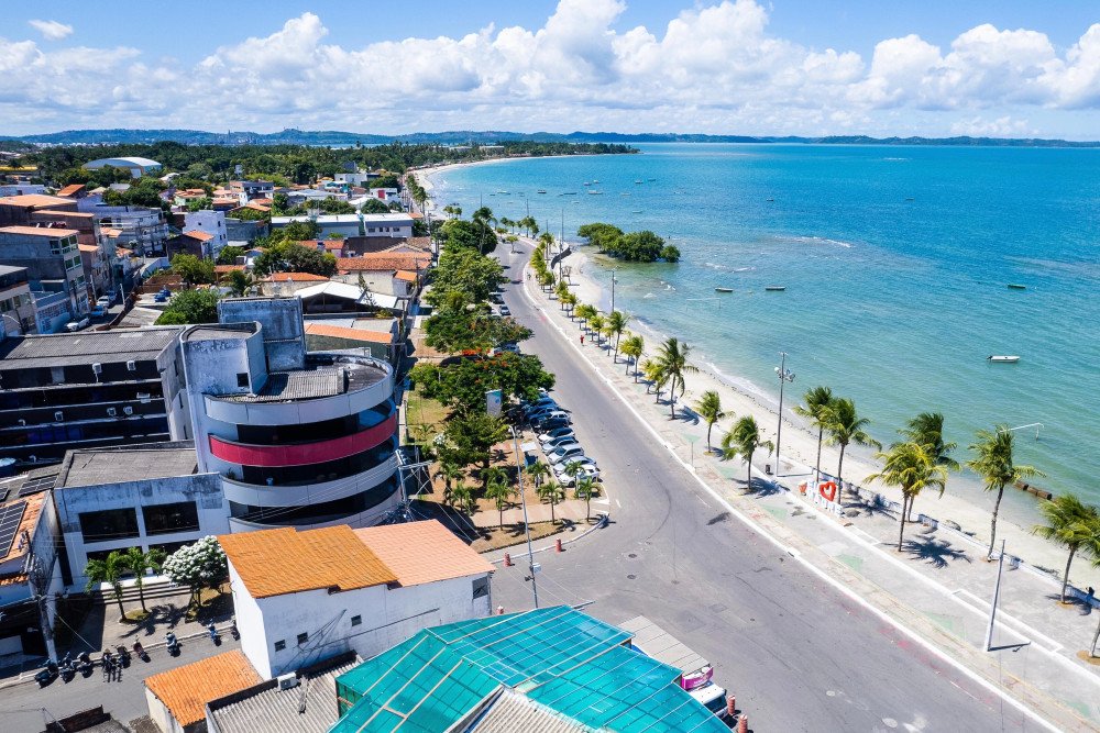 Madre de Deus: Cobrança de taxa para veículos de fretamento turístico começa a valer em novembro