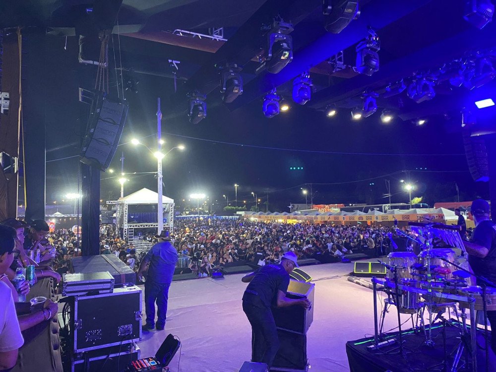 Cavalgada Lua Nova 2025 reúne grande público e encerra edição com shows marcantes