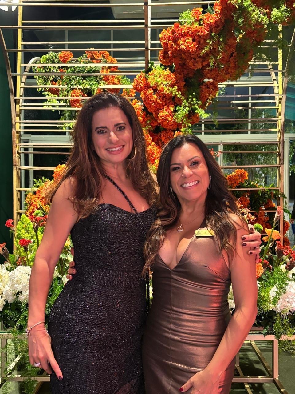 Ginecologista Ana Verena Colonnezi celebra 30 anos de formatura pela Escola Bahiana de Medicina