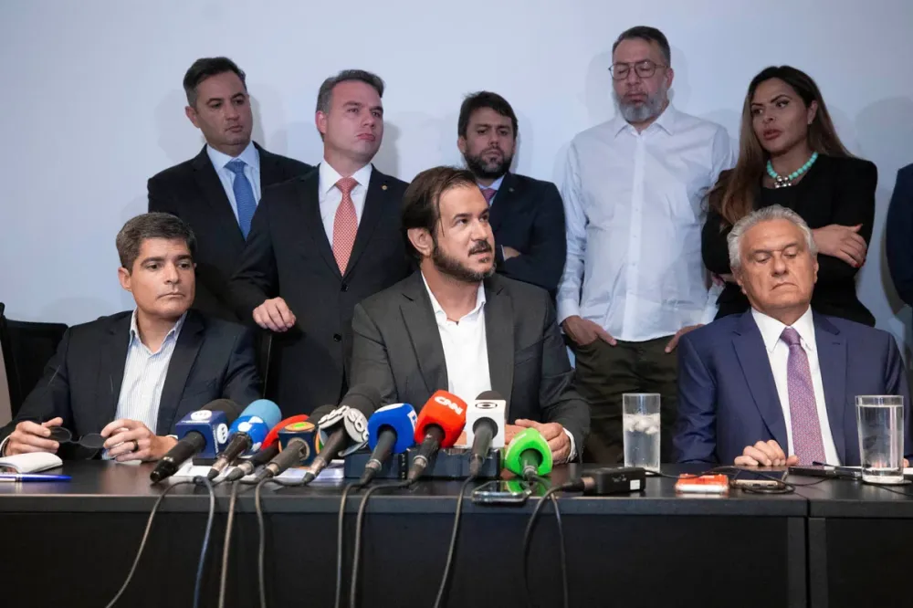 Apuração de O Globo Mostra União Brasil Afundado em Escândalos e ACM Neto Sob Fogo Cruzado