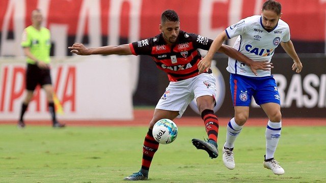 Próximo do Z4, Bahia encara o Atlético-GO nesta segunda