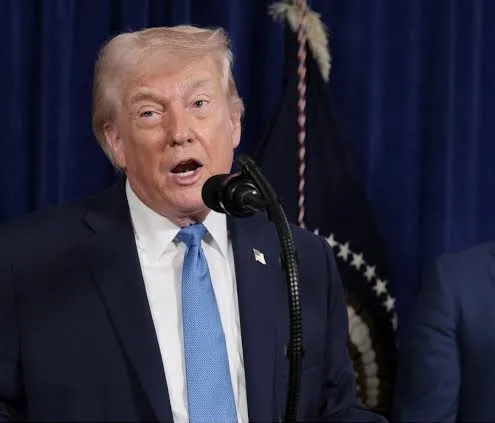 Trump afirma que EUA vão assumir o controle da indústria petrolífera da Venezuela