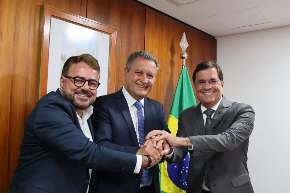 Em agenda com ministro Rui Costa, prefeito Dailton Filho e deputado Ângelo Almeida debatem demandas para Madre de Deus