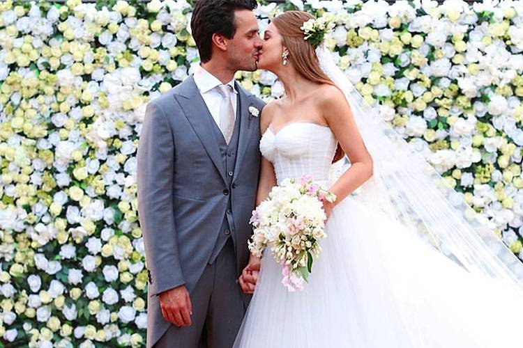 O casamento do ano : Marina Ruy Barbosa e Alexandre Negrão se casam, confira as fotos !