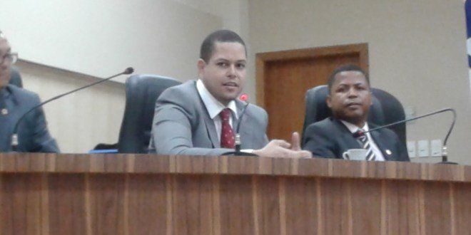 CANDEIAS: PROPOSTA QUE PREVÊ MUDANÇAS NA ELEIÇÃO DA MESA DIRETORA PODERÁ SER VOTADA NESTA QUINTA-FEIRA