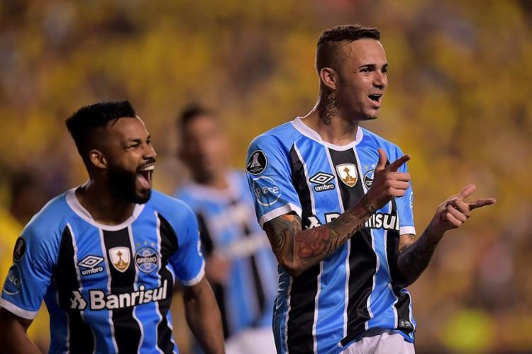 Grêmio arrasa o Barcelona-EQU em Guayaquil e fica perto da final da Libertadores, veja os melhores momentos do jogo