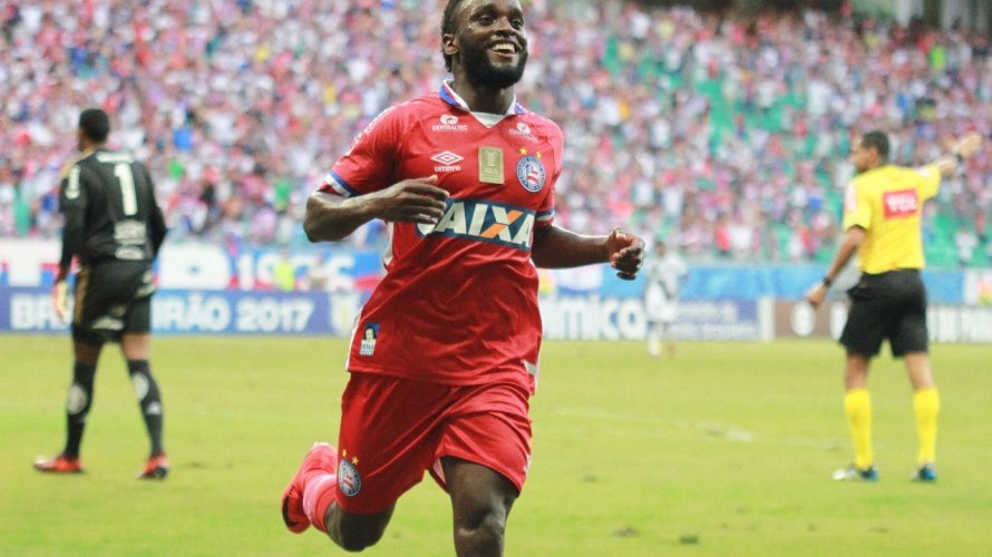 Bahia bate a Ponte Preta na Arena e chega aos 42 pontos no Brasileirão