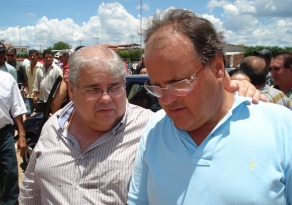 Ex-assessor alega repasse de 80% do salário para Geddel e Lúcio