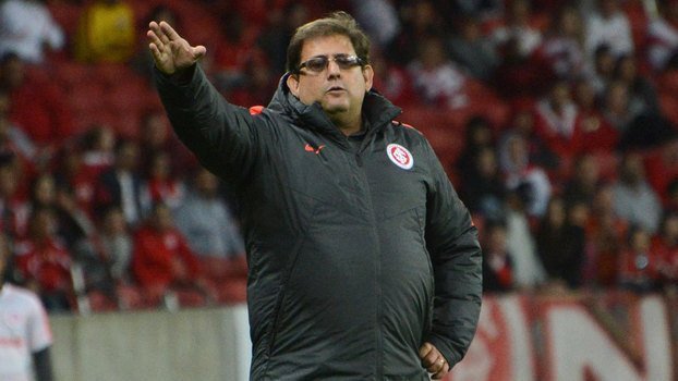 Caiu! Após mais um tropeço em casa, Guto Ferreira é demitido do Internacional