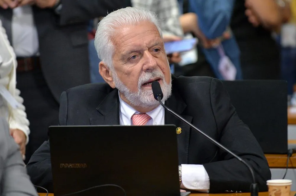 Para proteger envolvidos em escândalo, bolsonaristas usam fake news contra PT da Bahia