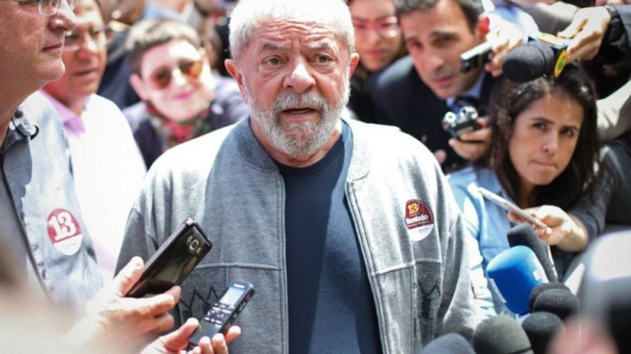 Em reunião estratégica para 2018, Lula defende 