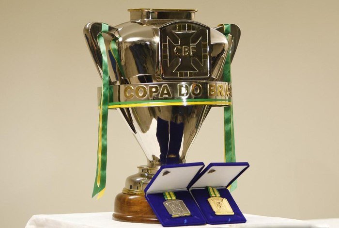 Copa do Brasil pagará mais que Libertadores e Brasileirão e vira prioridade dos clubes em 2018
