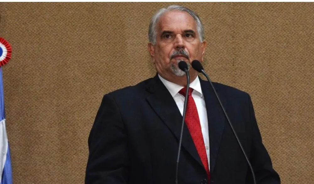 Deputado denuncia contratações políticas na prefeitura de Salvador
