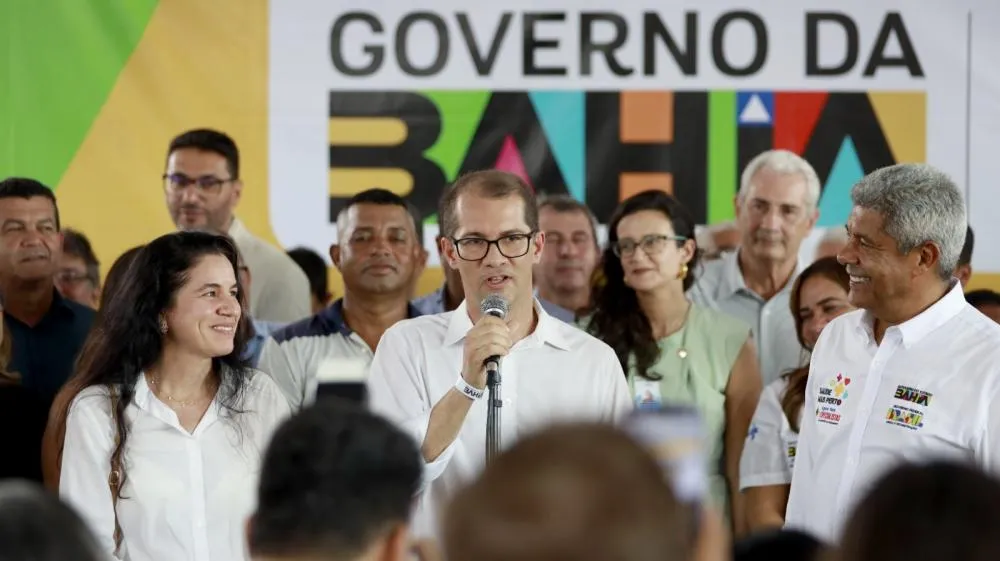 PT entrega 34⁰ hospital na Bahia e Wagner desafia oposição a comparar realizações. 