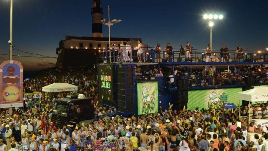Confira a programação dos circuitos do Carnaval de Salvador desta sexta (9)