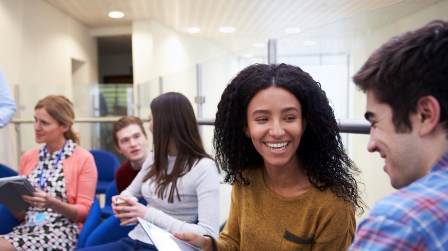 Estudantes brasileiros podem usar nota do Enem para ingressar em universidades portuguesas