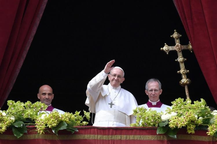 Em mensagem pela Páscoa, Papa Francisco diz: Oremos pelas crianças