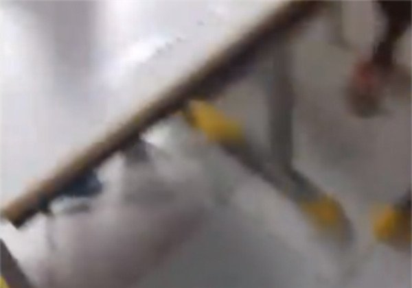 Professora ameaça criança em vídeo: ‘Vou furar sua cabeça de murro’