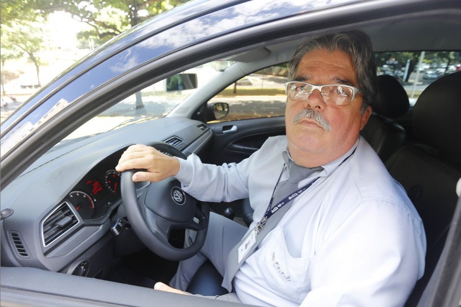 Salvador: Adeus, cartela de papel: Zona Azul em Salvador vai ser pelo celular