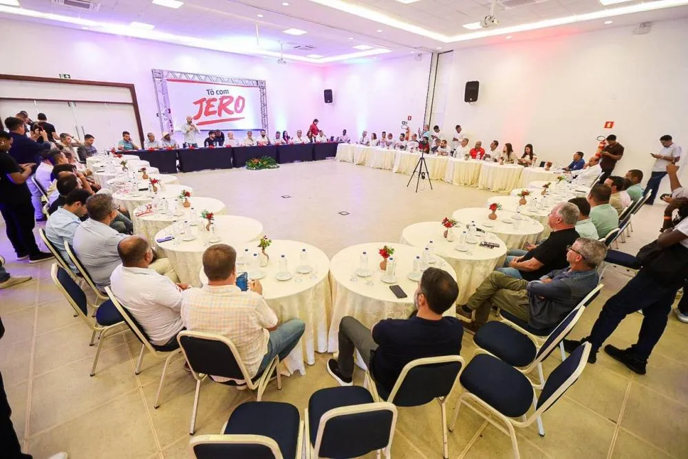 Mais de 50 prefeitos da região cacaueira se unem para trabalhar por vitória histórica de Jerônimo