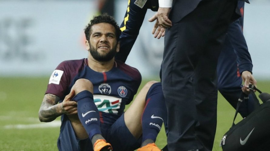 Daniel Alves está fora da Copa do Mundo