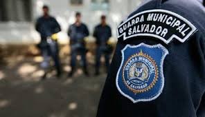 Vítima que reagiu a assalto na Pituba é guarda municipal