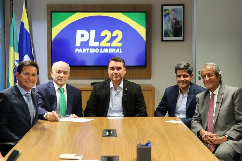 Valdemar expõe acordo de ACM Neto com PL e coloca ex-prefeito no palanque bolsonarista