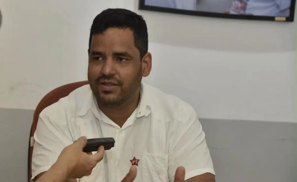 Tássio cobra explicações de Bruno Reis e ACM Neto após Folha de S. Paulo repercutir suspensão de contrato bilionário feita sem licitação