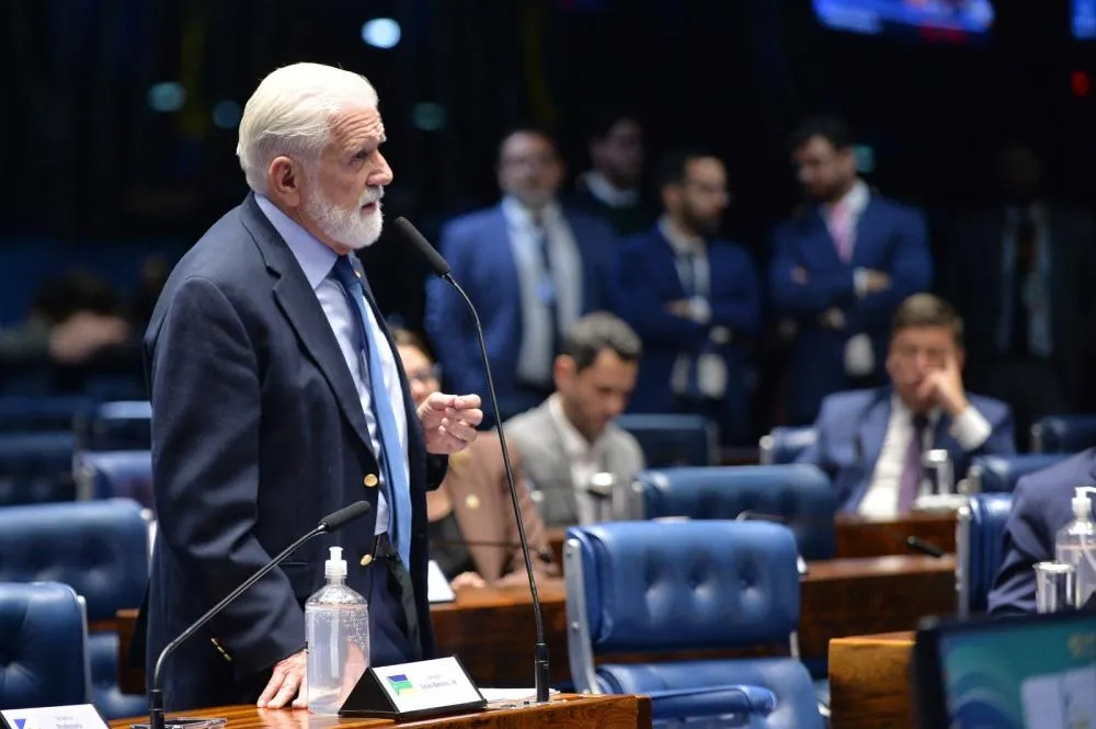 “Não quero proteção, quero correção”: Jaques Wagner rebate acusações de vínculo com o Banco Master