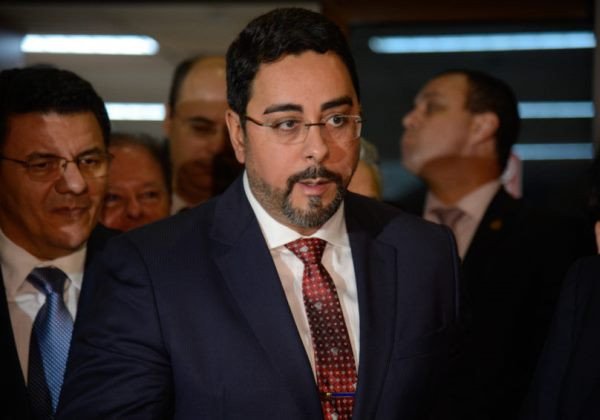 Usei boné e camiseta com seu nome’, diz juiz a Lula