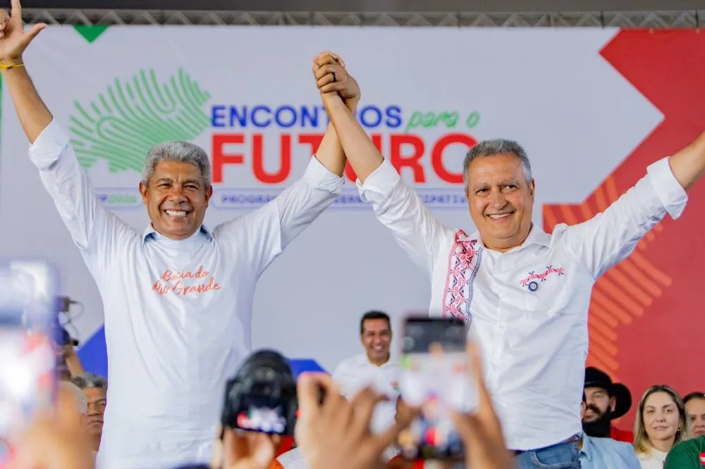 “Bahia foi o estado que mais avançou na redução da evasão escolar”, destaca Rui Costa em Barreiras