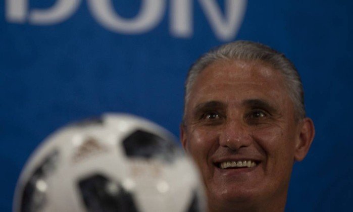 Brasil estreia hoje na Copa do Mundo com o sonho vivo do hexa !