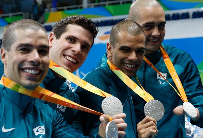 Daniel leva 21ª medalha no 4x100m livre, e Brasil já tem melhor campanha