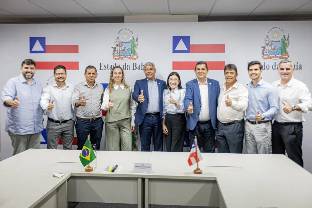 Na contramão do prefeito, vereadores de Ibititá se reúnem com Jerônimo
