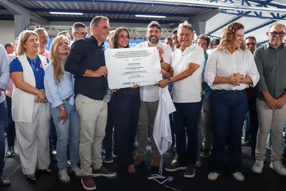 Estado da Bahia amplia abastecimento de água e garante reforço na saúde e agricultura de Uauá
