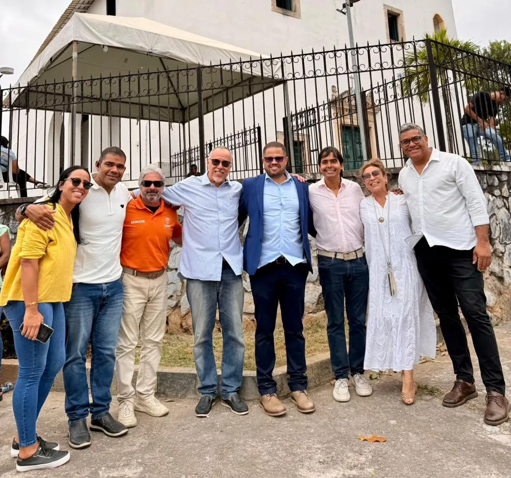 Dr. Pitágoras participa das comemorações dos 64 anos de Lauro de Freitas e reforça compromisso com o município