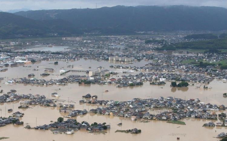 Chuva no Japão deixa mais de 100 mortos e 78 desaparecidos