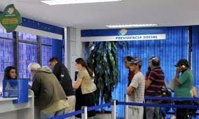 Governo antecipa primeira parcela do 13º de aposentados e pensionistas